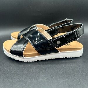 Ugg Kids Klara Black Patent Platform Sandals size 4